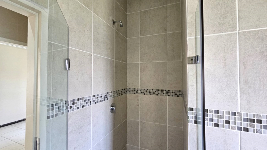 To Let 3 Bedroom Property for Rent in Melodie North West